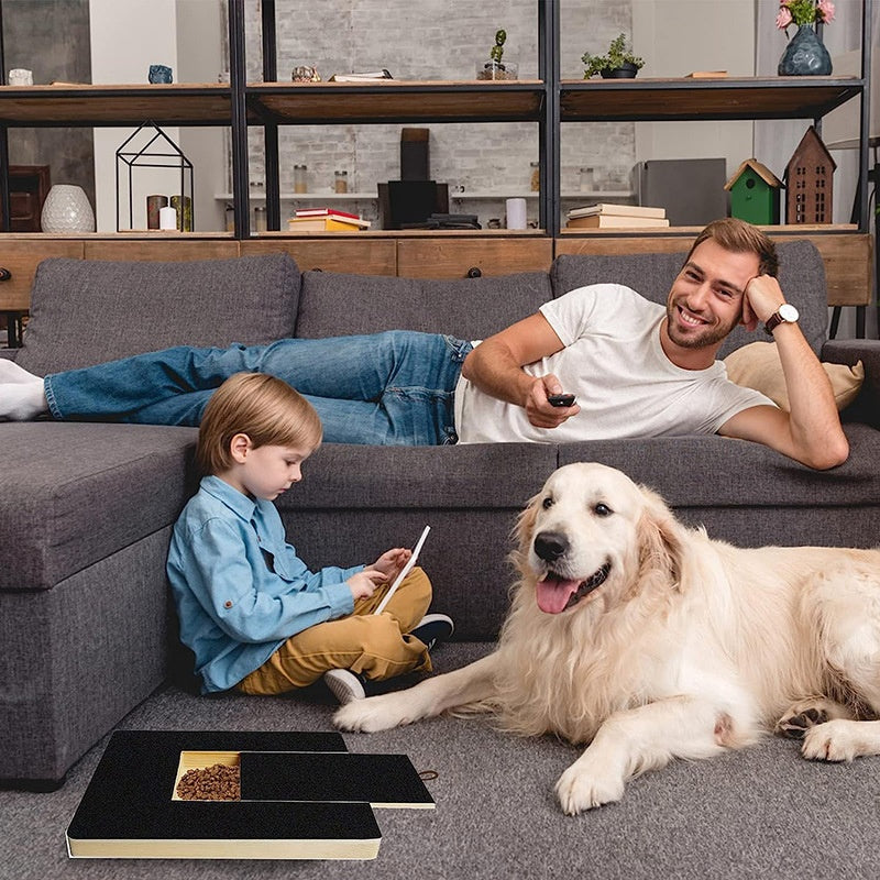 Juego con golosinas para perros para recortar las uñas