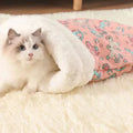 Acogedora cama-saco de dormir para gatos